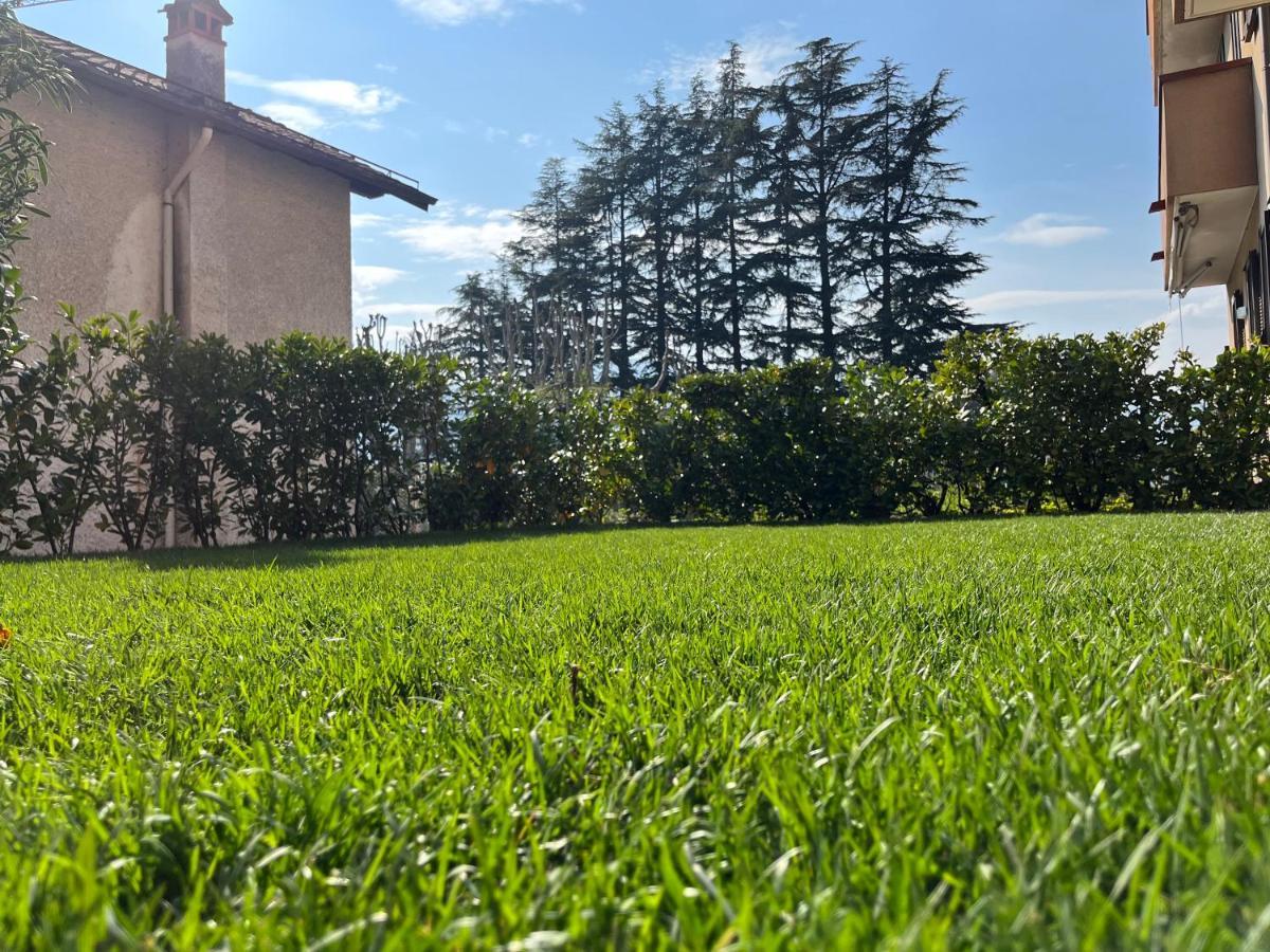 Apartamento La Casa Dei Pini Lierna Exterior foto